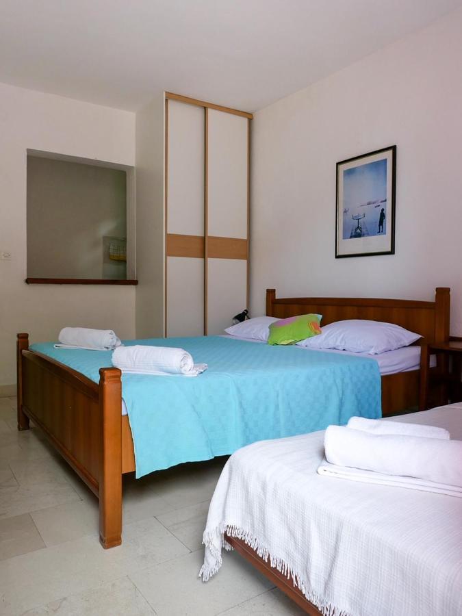 Apartments Almaja Villa Petrovac na moru Exterior foto