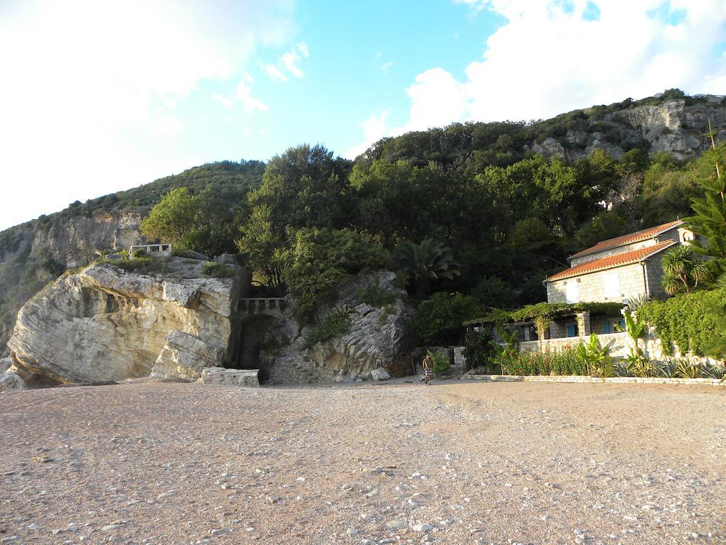 Apartments Almaja Villa Petrovac na moru Exterior foto