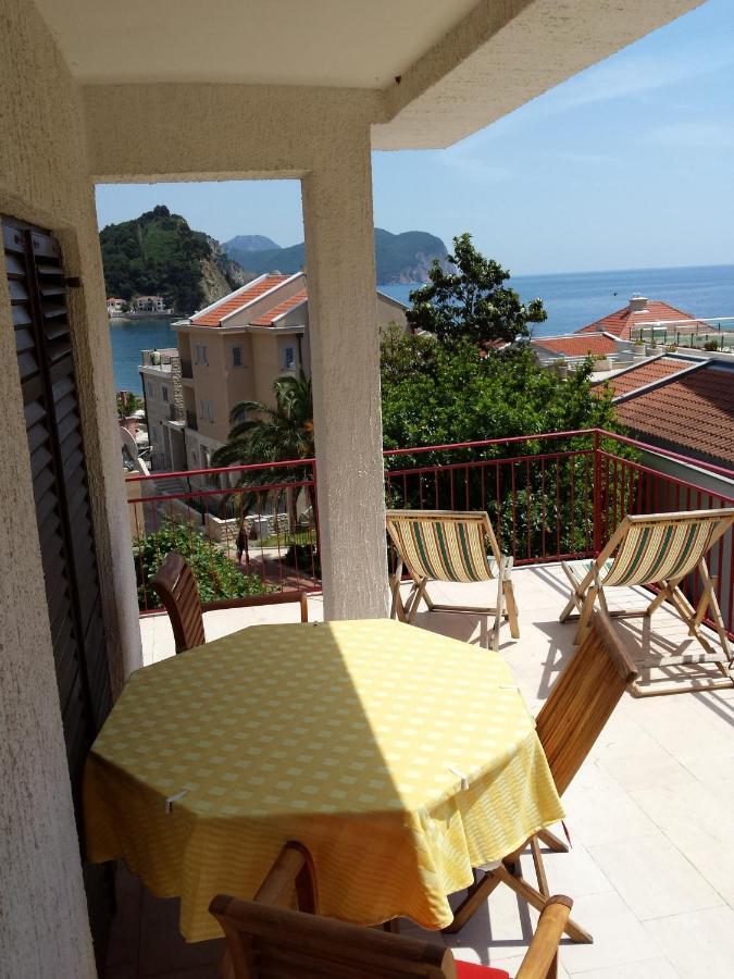 Apartments Almaja Villa Petrovac na moru Zimmer foto