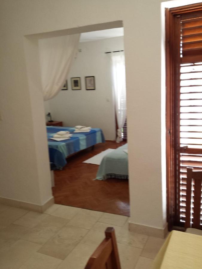 Apartments Almaja Villa Petrovac na moru Exterior foto